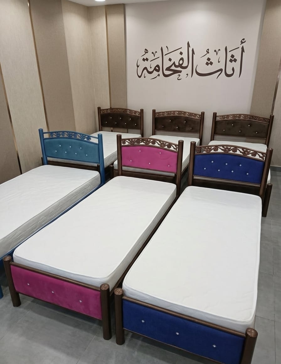 تشكيلة مميزة من التخوت المفرد بألوان مختلفة !
